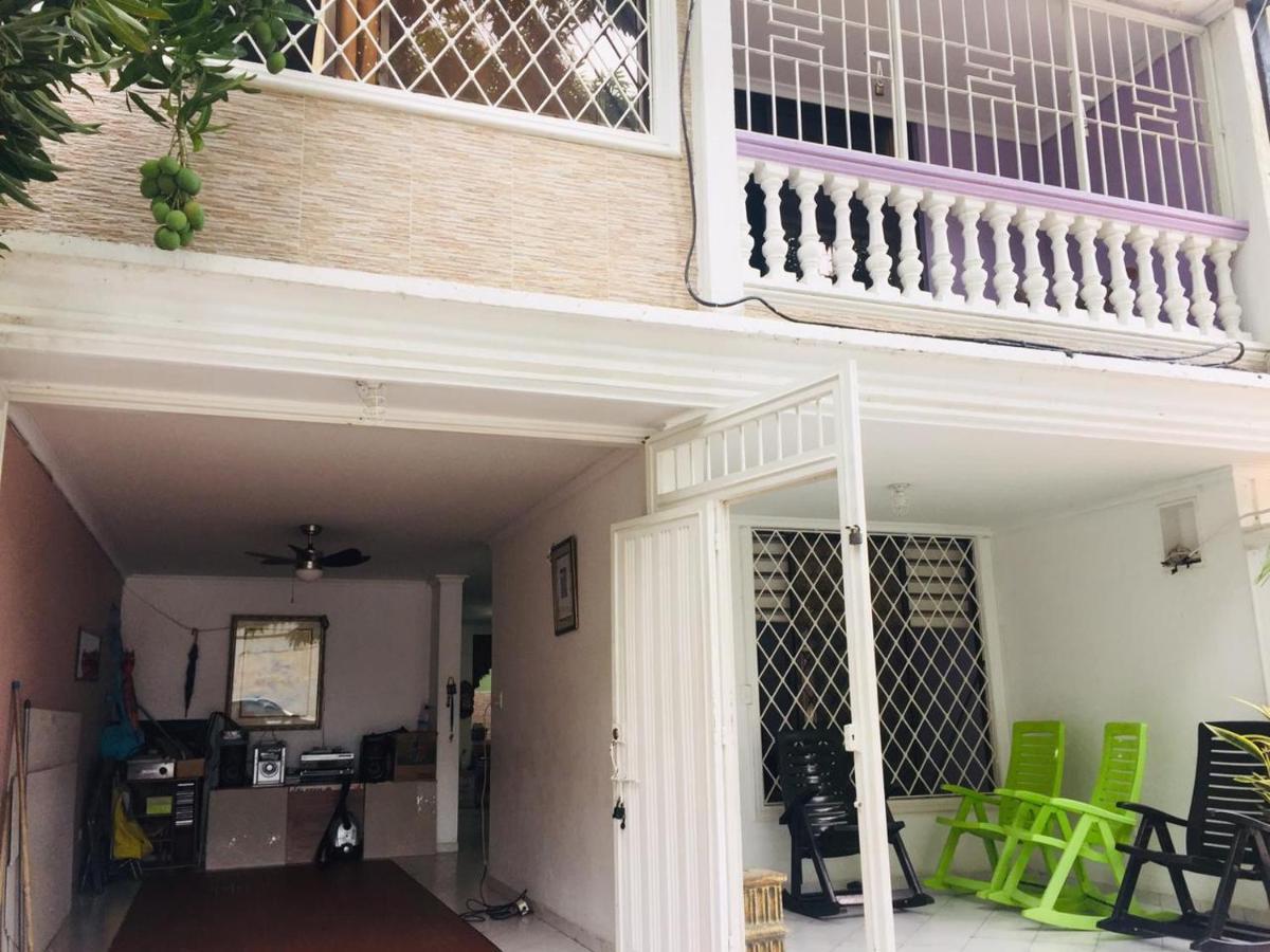 Casa Feliz Hostal Санта-Марта Екстер'єр фото