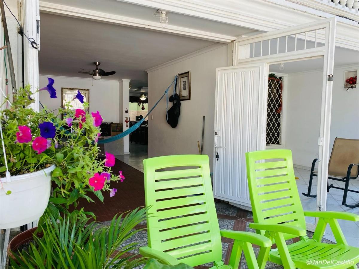 Casa Feliz Hostal Санта-Марта Екстер'єр фото